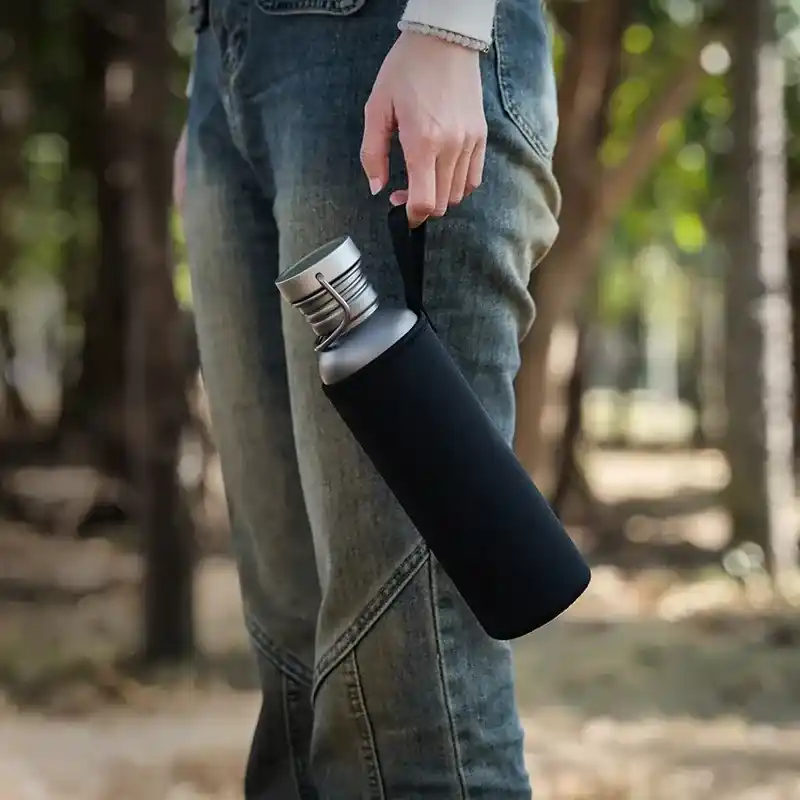 Titan Vattenflaska 750 ml - Rea